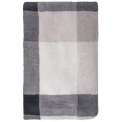 B&M Highland Mono Check Sherpa Doublesided Throw 8 B&M Highland Mono Check Sherpa Doublesided Throw -B&M 388811 highland check sherpa throw 4